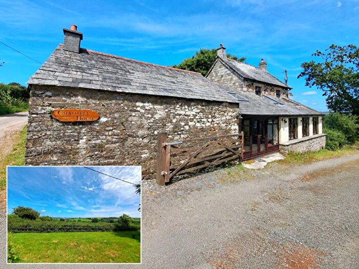 2 Bedroom Detached House For Sale In Bray Shop, Callington, Cornwall, PL17
