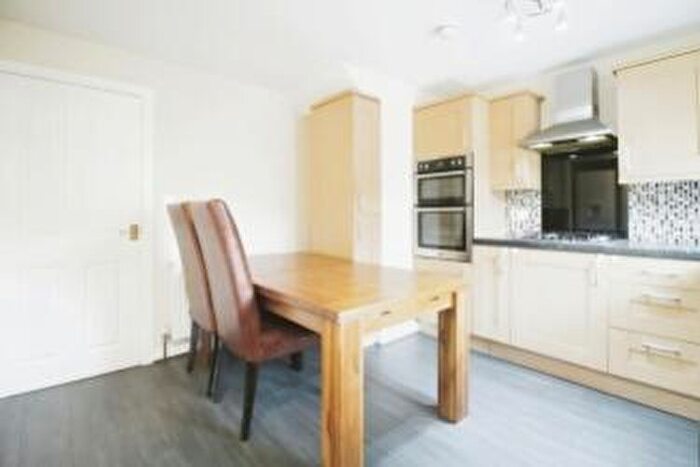4 Bedroom Semi-Detached House To Rent In The Maltings, Leeds, Hyde Park, LS6