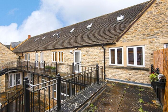 2 Bedroom Apartment To Rent In Bridge Street Mill, Witney, OX28