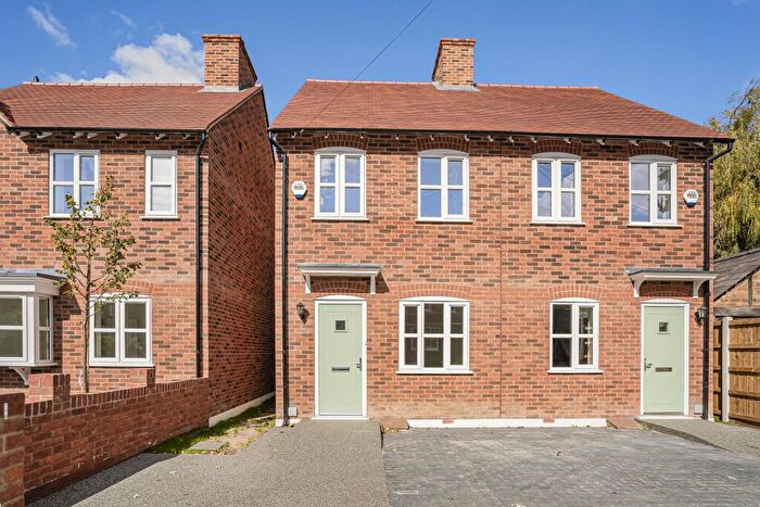 2 Bedroom Semi-Detached House For Sale In Hemel Hempstead Road, Redbourn, AL3
