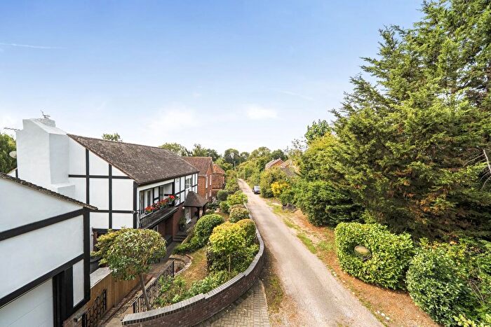4 Bedroom Detached House For Sale In Goat Lees Lane, Ashford, TN25