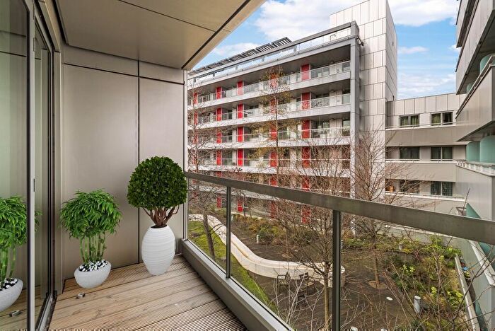 2 Bedroom Apartment To Rent In Rathbone Market, Barking Road, London, E16