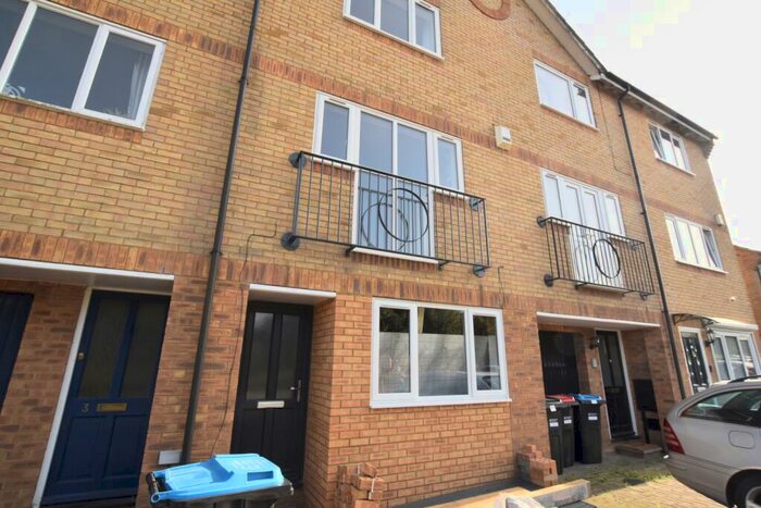 4 Bedroom Terraced House To Rent In Launde, Monkston, Milton Keynes, MK10