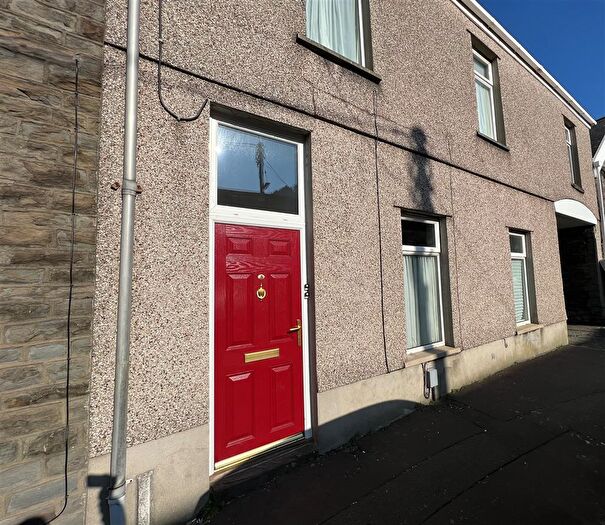 2 Bedroom Flat To Rent In A Ritson Street, SA11