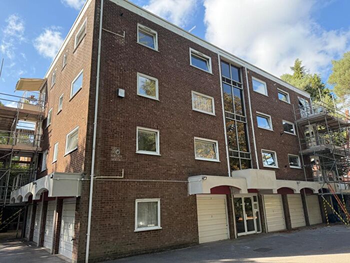 2 Bedroom Flat To Rent In Glenwood, Glenferness Avenue, Bournemouth, Bournemouth Christchurch Poole, BH4