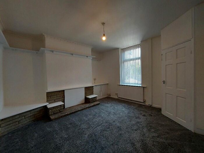 2 Bedroom Property To Rent In Accrington Road, Burnley, BB11