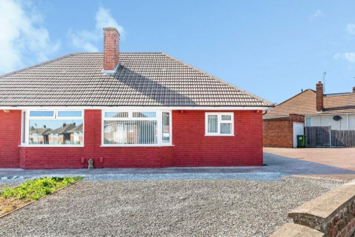 2 Bedroom Bungalow For Sale In The Pyghtle, Wellingborough, NN8