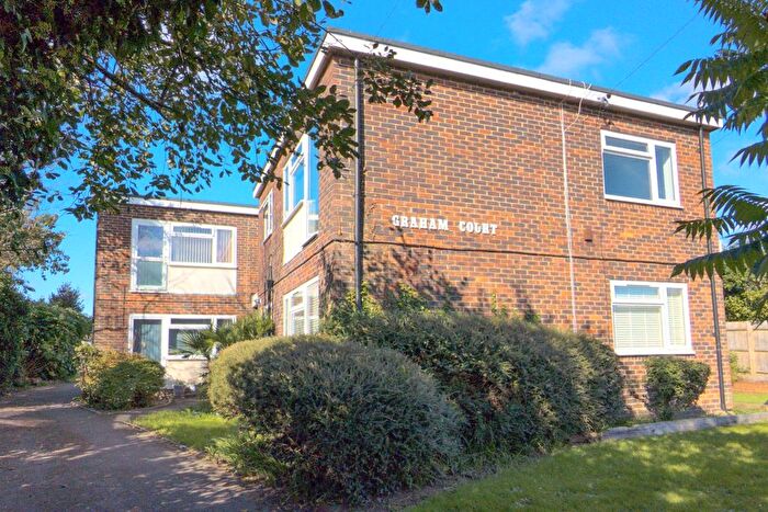 1 Bedroom Flat For Sale In Graham Court, Cokeham Lane, Sompting, West Sussex, BN15