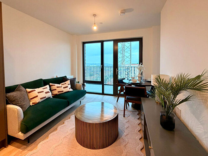 1 Bedroom Apartment To Rent In Wembley Park Gardens, London, HA9