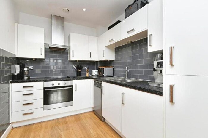 2 Bedroom Flat For Sale In The Ropewalk, Nottingham, NG1