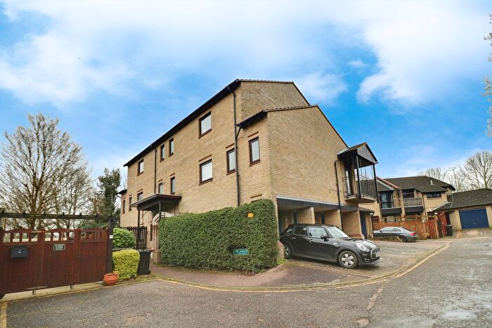 1 Bedroom Flat To Rent In The Gallops, Basildon, SS16