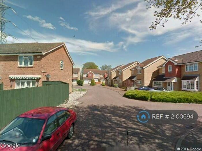 3 Bedroom Semi-Detached House To Rent In Chelsea Close, Worcester Park, KT4