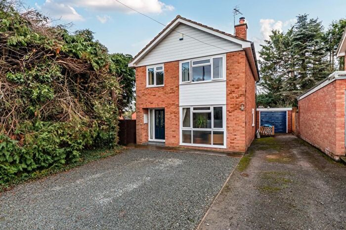 3 Bedroom Detached House For Sale In Clehonger, Hereford, HR2