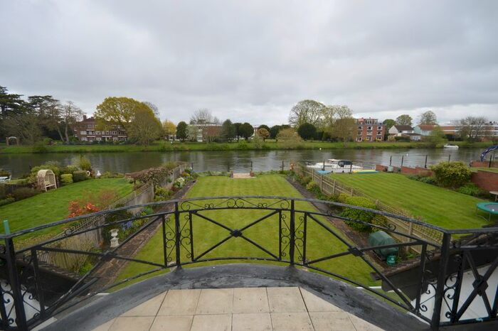 5 Bedroom Detached House To Rent In Mayfield Gardens, Staines-Upon-Thames, TW18