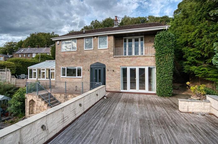 3 Bedroom Detached House For Sale In Lea Shaw, Holloway, DE4