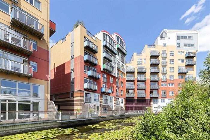1 Bedroom Flat To Rent In Mudlarks Boulevard, Greenwich, SE10
