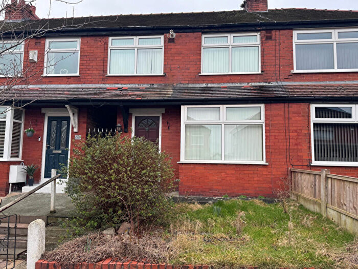 3 Bedroom Terraced House For Sale In Greenside Crescent, Droylsden, M43