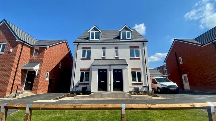 3 Bedroom Semi-Detached House To Rent In Monticello Way, Coventry, CV4