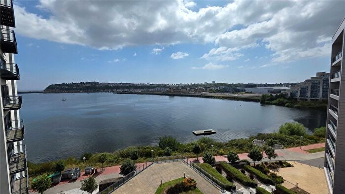 3 Bedroom Flat To Rent In Duncansby House, Ferry Court, Cardiff, CF11