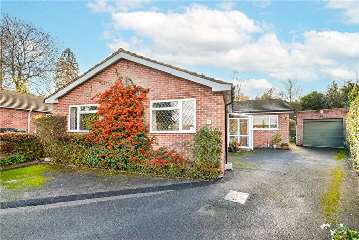 3 Bedroom Detached Bungalow For Sale In Falkland Drive, Newbury, Berkshire, RG14