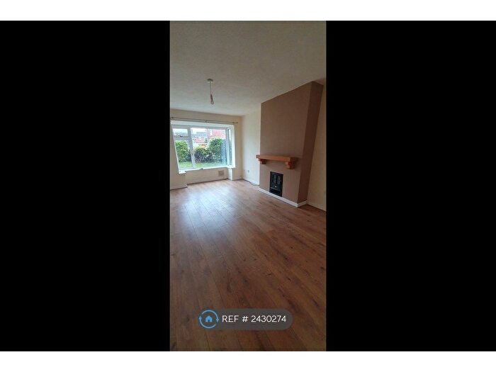 3 Bedroom Semi-Detached House To Rent In Bro Deg, Ruthin, LL15