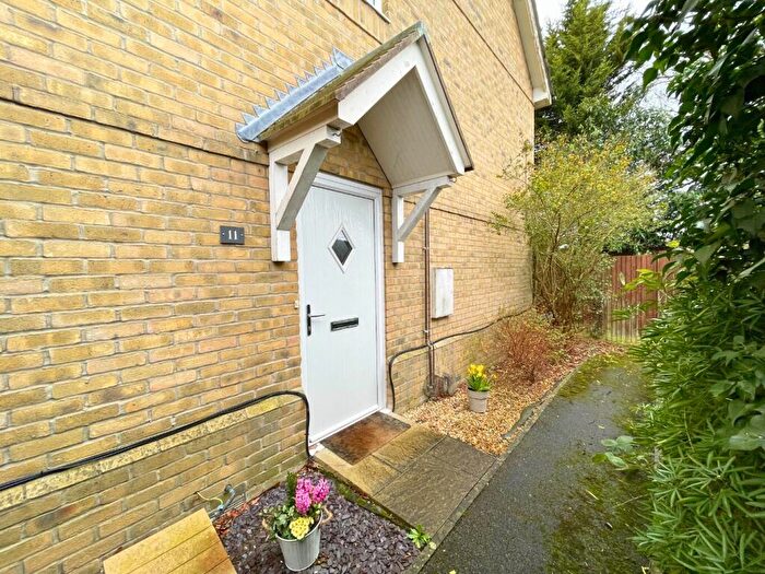 2 Bedroom Ground Maisonette For Sale In Tiggall Close, Earley, Reading, RG6