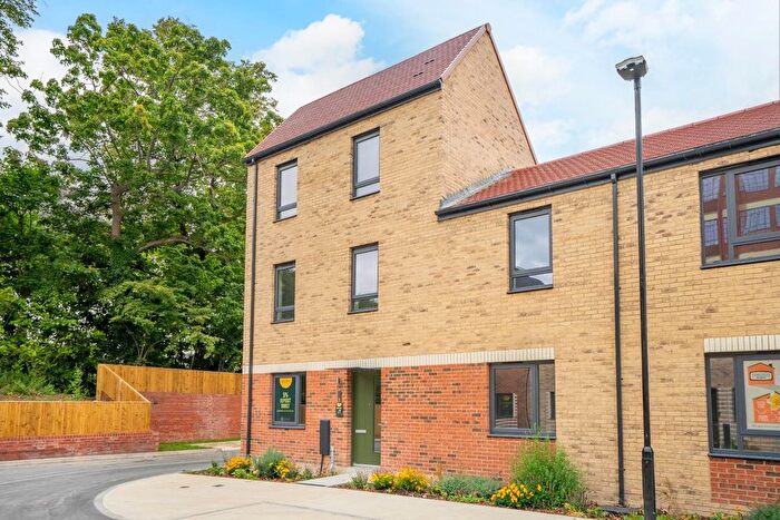 4 Bedroom Semi-Detached House For Sale In Cocoa Gardens, Wigginton Road, York, YO31
