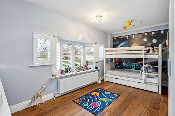 5 Bedroom Detached House For Sale In Rydens Avenue, Walton-On-Thames, KT12