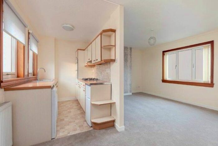 1 Bedroom Flat To Rent In Stuart Wynd, East Craigs, Edinburgh, EH12