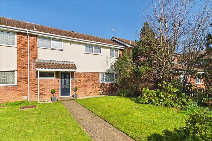 3 Bedroom Terraced House For Sale In Carnoustie, Bracknell, Berkshire, RG12