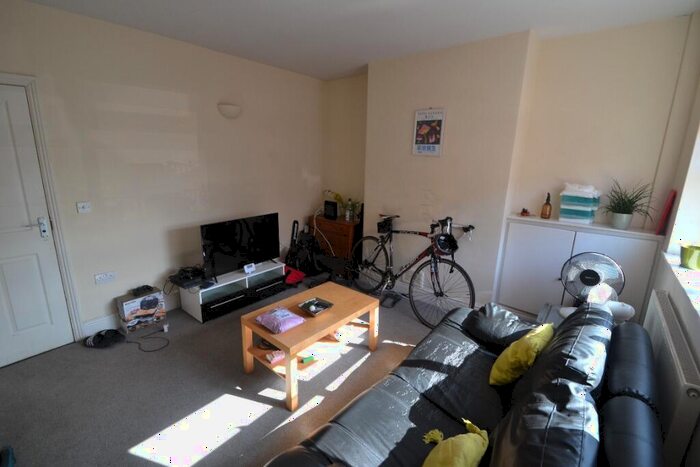 4 Bedroom Detached House To Rent In Dagmar Grove, Beeston, NG9