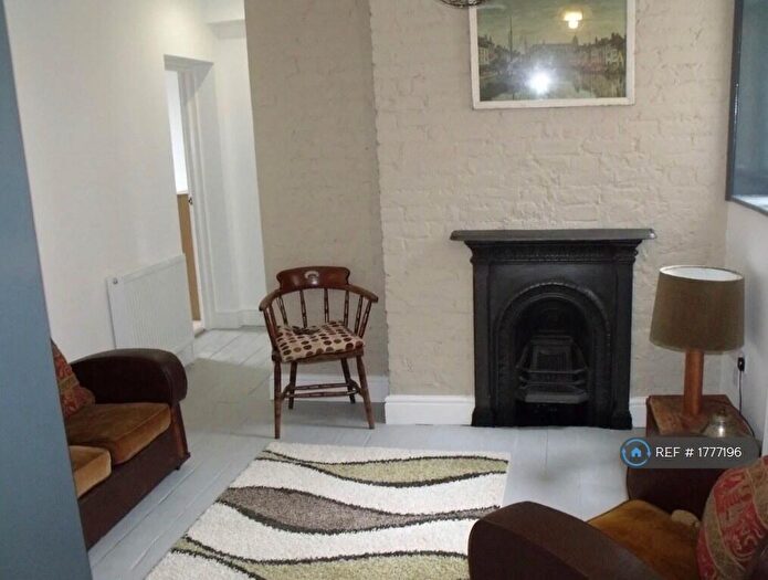 2 Bedroom Flat To Rent In Corfield Street, London, E2