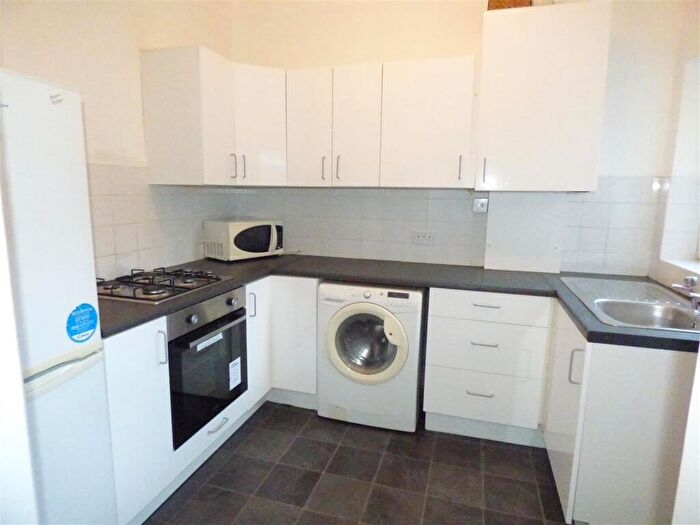 2 Bedroom Flat To Rent In Seventh Avenue, Heaton, NE6
