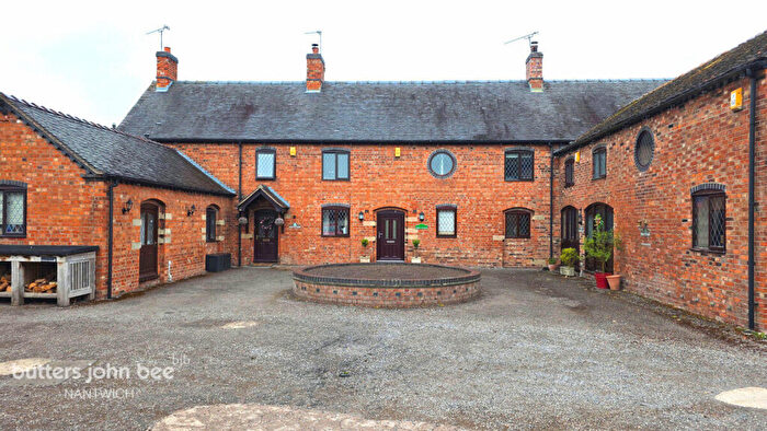 5 Bedroom Barn Conversion For Sale In Middlewich Road, Nantwich, CW5