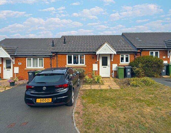 1 Bedroom Bungalow For Sale In Draycott Avenue, Rothley, Leicestershire, LE7