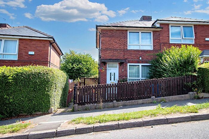 2 Bedroom Semi-Detached House For Sale In Cricket Inn Crescent, Sheffield, S2