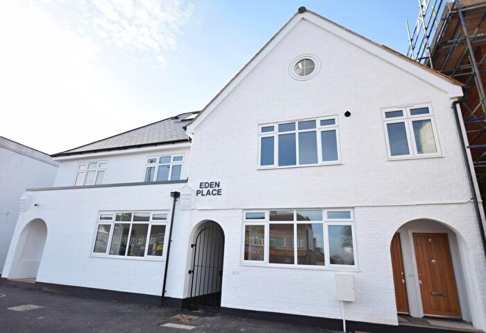 2 Bedroom Apartment To Rent In London Road, Cheam, SM3