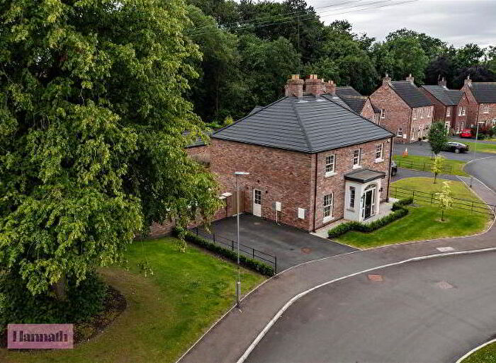 4 Bedroom Detached House For Sale In Foxleigh Wood, Craigavon, BT67