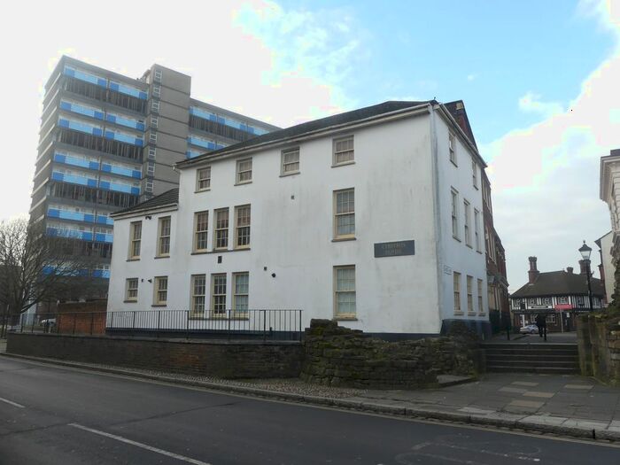1 Bedroom Flat To Rent In Castle Lane, Southampton, SO14