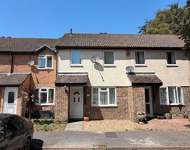 3 Bedroom Terraced House For Sale In The Brackens, Dibden Purlieu, SO45