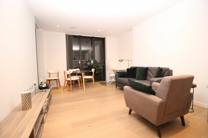 1 Bedroom Flat To Rent In The Tower, One The Elephant, Elephant &amp; Castle, SE1