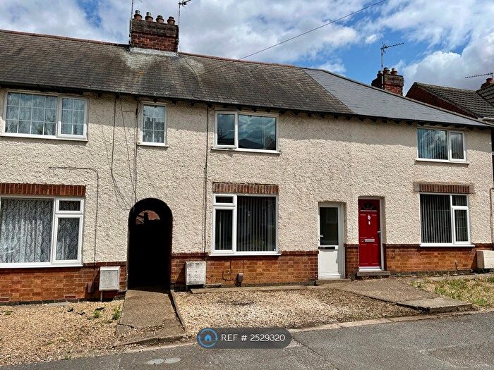 2 Bedroom Terraced House To Rent In Brading Avenue, Grantham, NG31