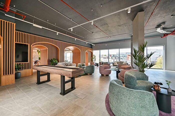 2 Bedroom Flat To Rent In One Maidenhead, Maidenhead, SL6