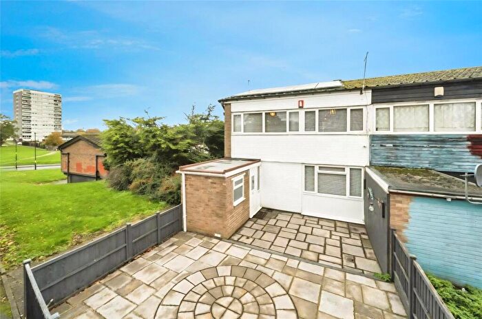 3 Bedroom End Of Terrace House For Sale In Larkhill Walk, Druids Heath, Birmingham, B14