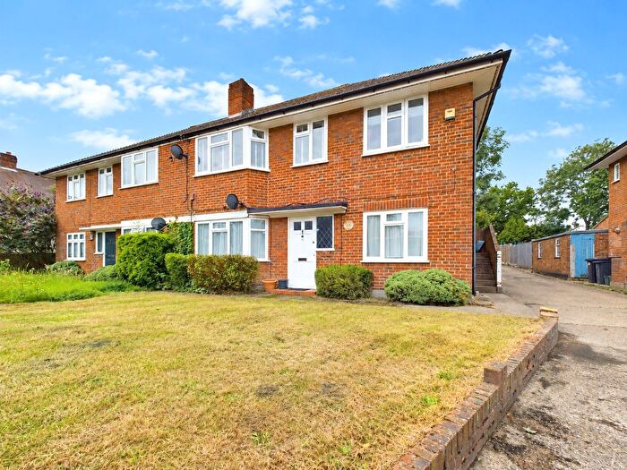 2 Bedroom Maisonette For Sale In Links Way, Beckenham, BR3