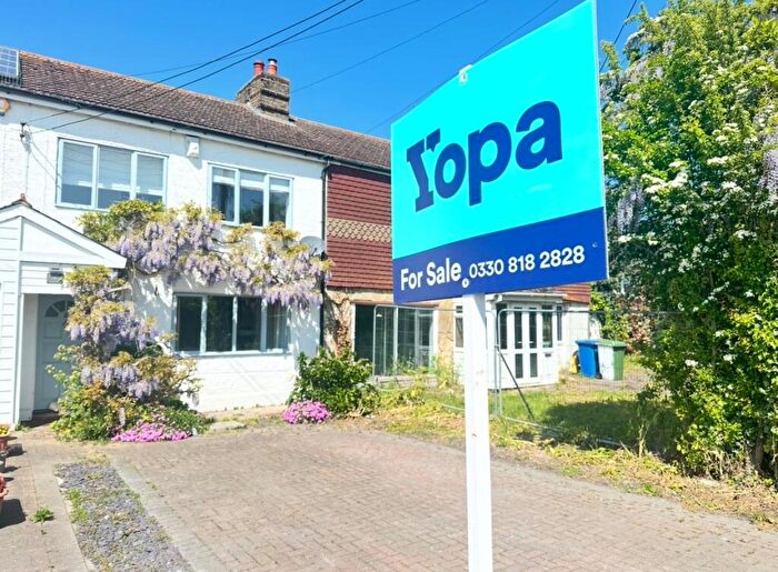 3 Bedroom Terraced House For Sale In Scocles Road, Sheerness, ME12