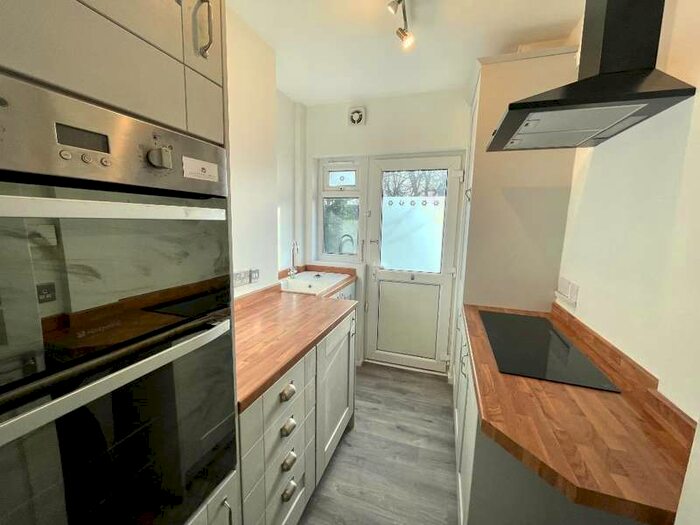 1 Bedroom Flat To Rent In Baildon Close, Acomb, York, YO26