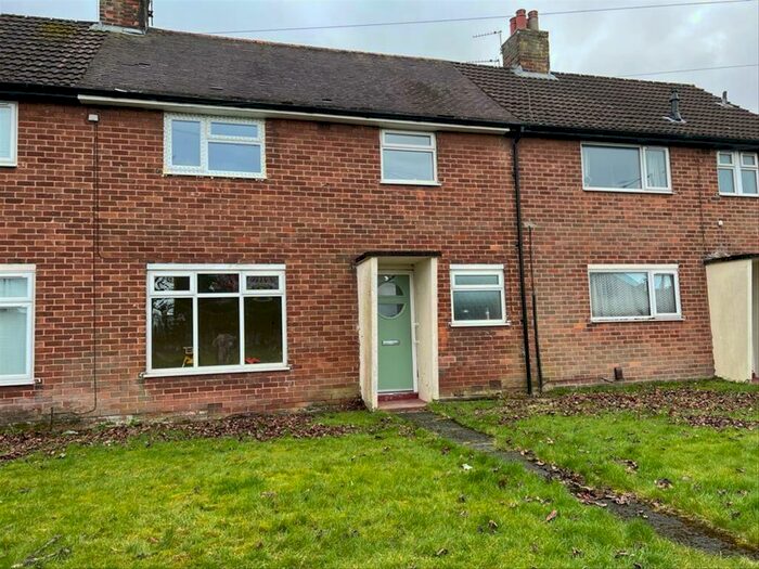 3 Bedroom House To Rent In Golden Hill Lane, Leyland, PR25