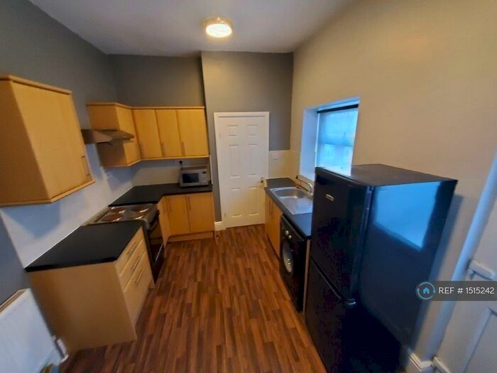 2 Bedroom Flat To Rent In Saltwell Road, Gateshead, NE8