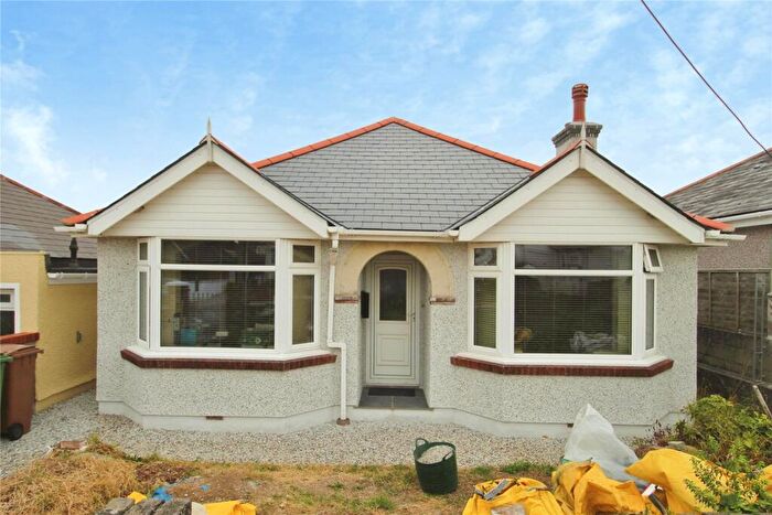 2 Bedroom Bungalow For Sale In Old Woodlands Road, Plymouth, Devon, PL5